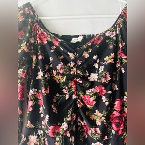 Ember Cinched Flowing Top Floral Roses Puffy Sleeves Black and Flowers Delicate